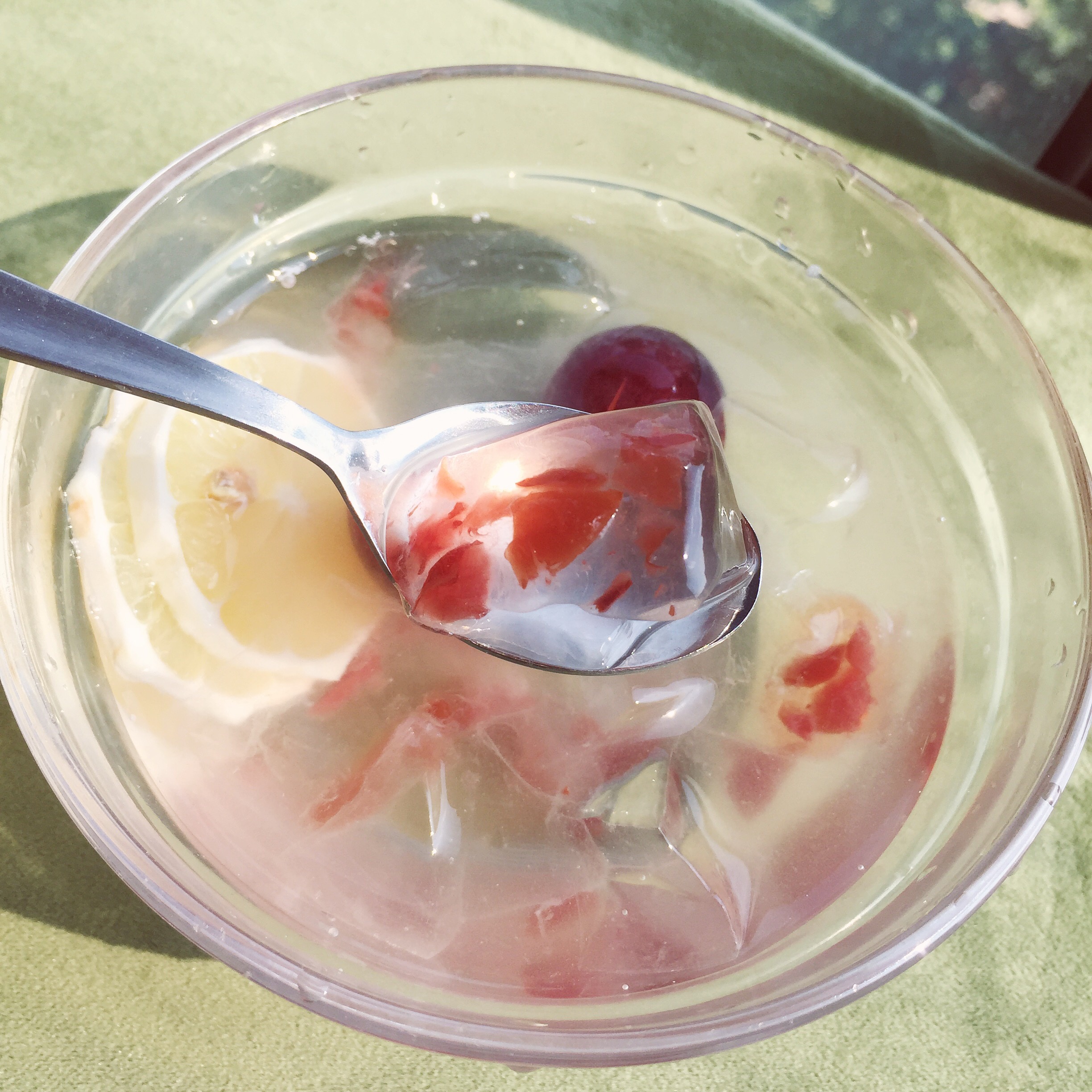 蔓越梅烧仙草冻