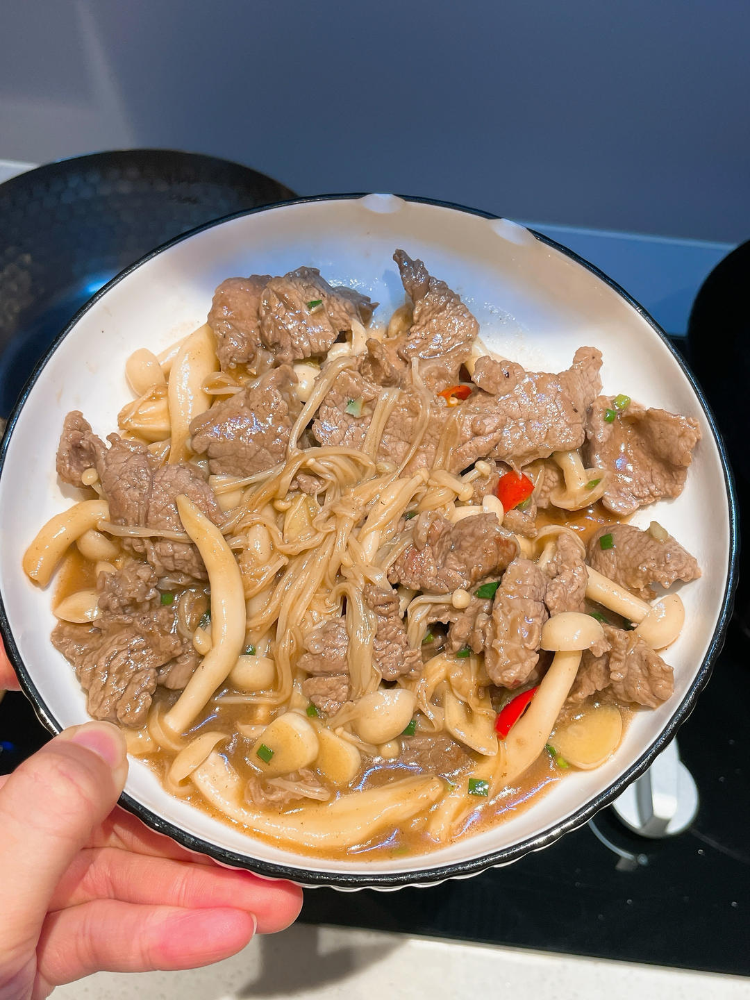 杏鲍菇炒牛肉！牛肉嫩滑的秘诀！