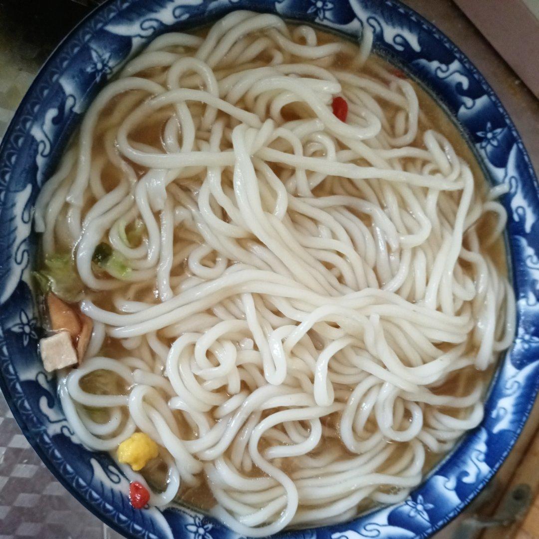 一碗让我念念不忘的阳春面🍜