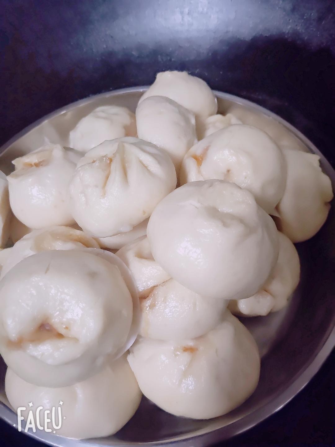 酱肉包