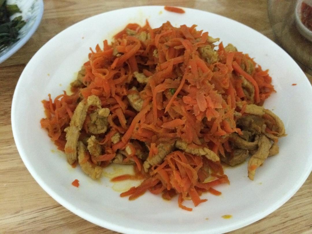 胡萝卜炒肉丝