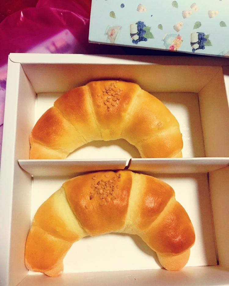 手揉小小牛角包🥐（牛奶面包配方）