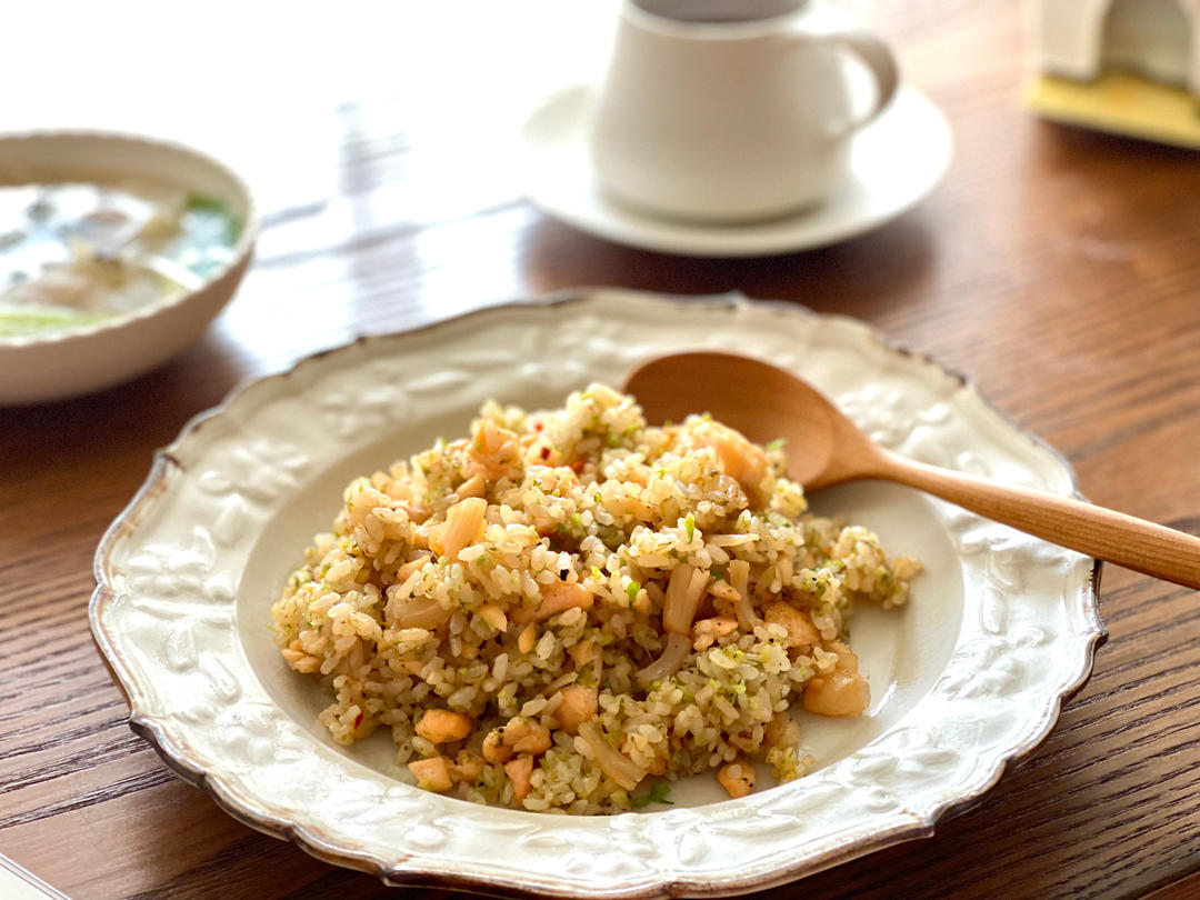 三文鱼西兰花炒饭