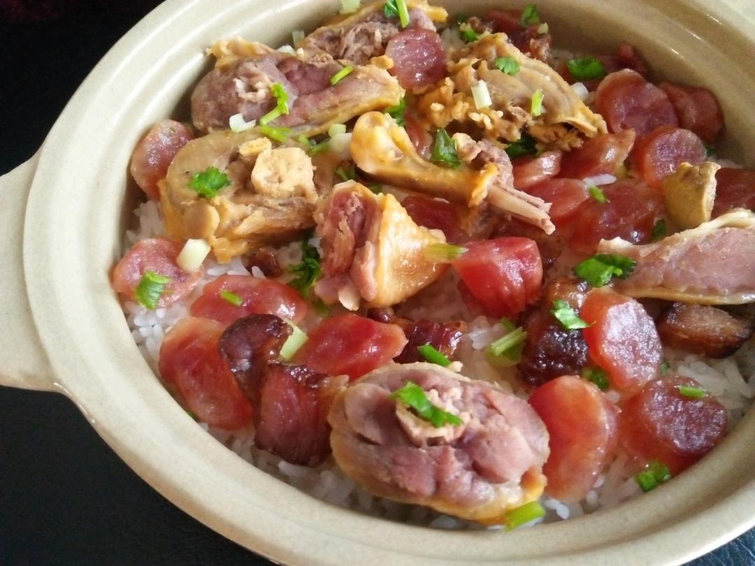 腊味煲仔饭