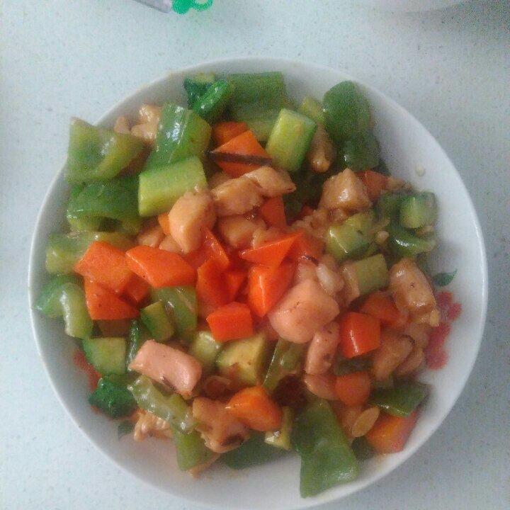 家常杂蔬炒鸡丁
