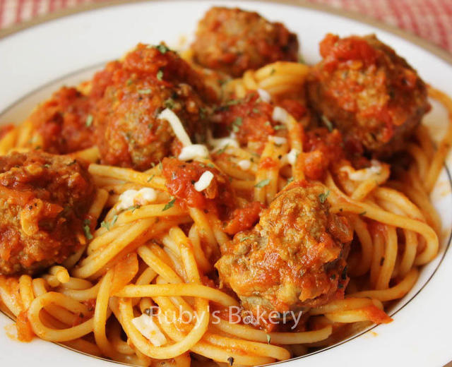 经典意大利面～～红酱牛肉丸意面（pasta with meatball）的做法