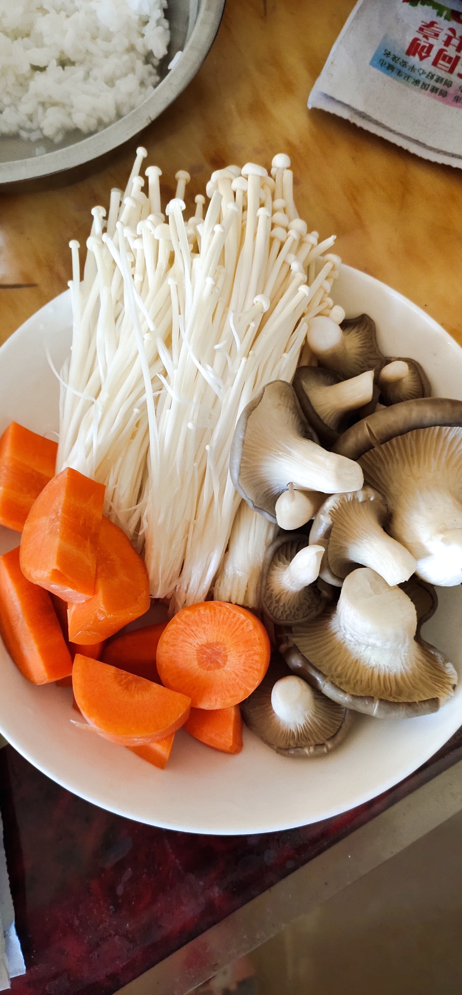 蘑菇炖鸡汤的做法 步骤1