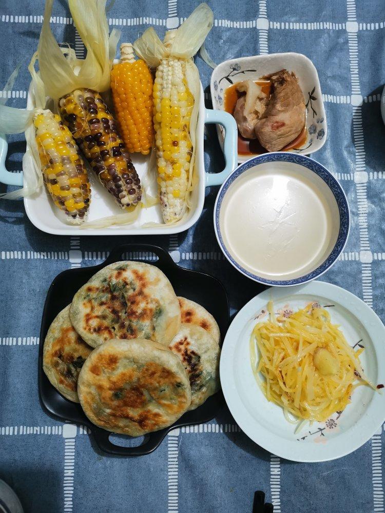 我家的一日三餐