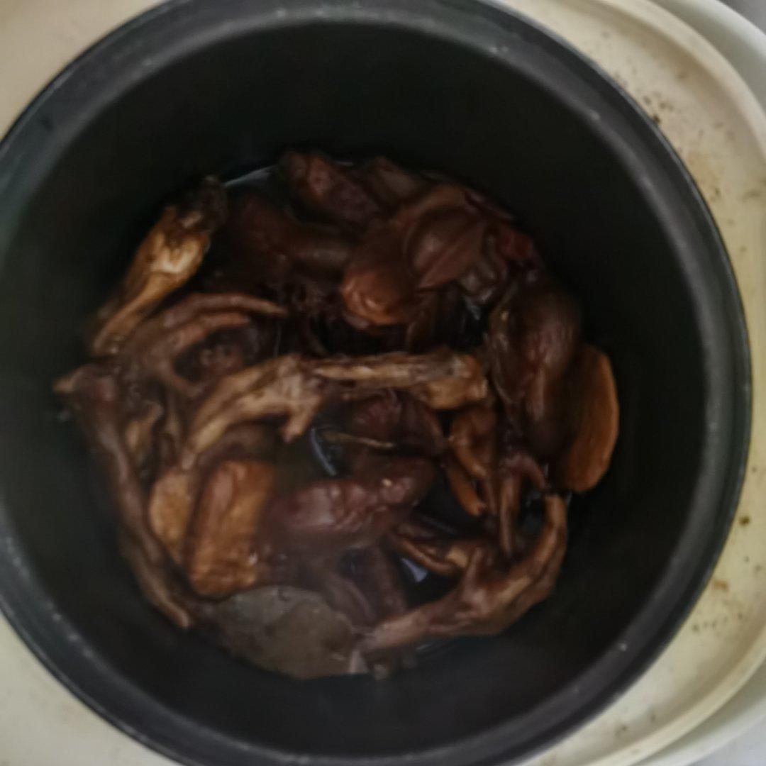 🔥不放一滴水的电饭锅卤味，想吃什么卤什么，比外面买的还好吃❗️