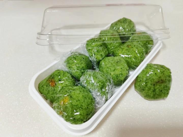 蛋黄肉松青团（菠菜泥版）