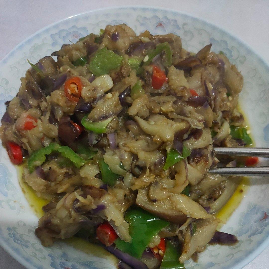 家常简单炒茄子（少油）