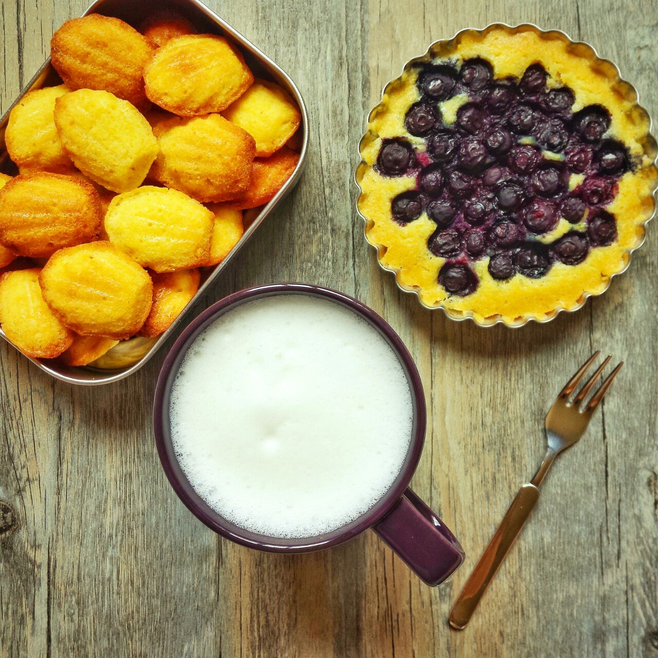 玛德琳（蓝带方）