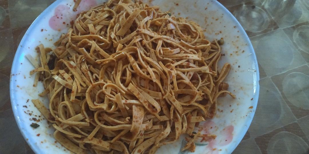 麻辣鲜香的绝味凉拌豆皮😋吊打外面烧烤摊😄