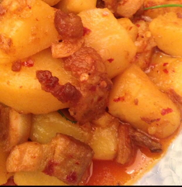 红烧肉炖土豆
