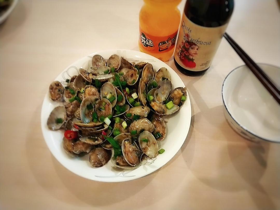 爆炒香辣蒜蓉花甲