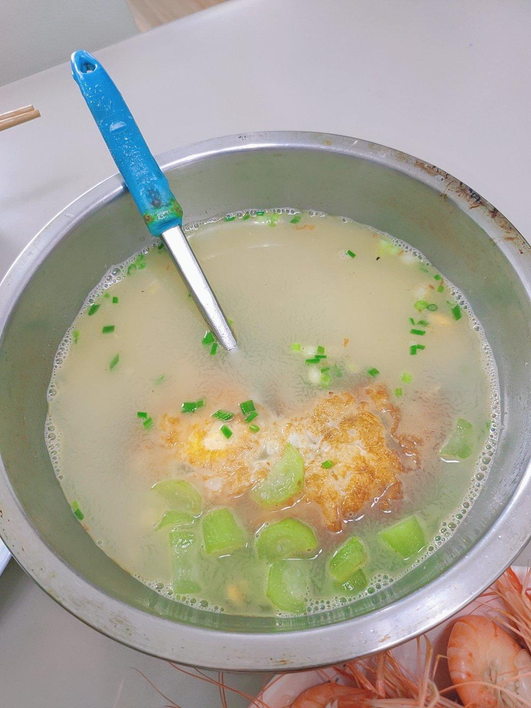 鲜掉眉❗️❗️好喝到哭的丝瓜煎蛋汤