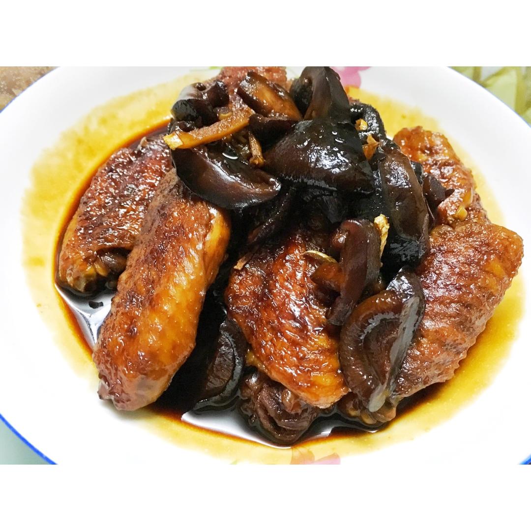 简简锅_做的红烧香菇鸡翅(自创简单)