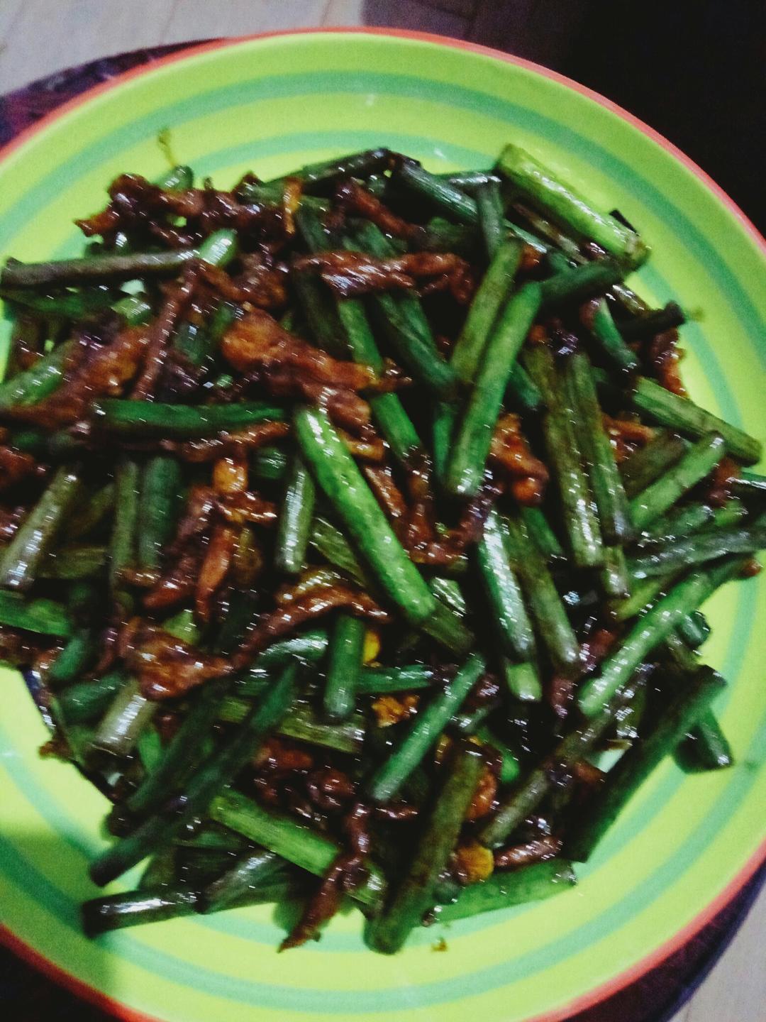 蒜薹炒肉丝