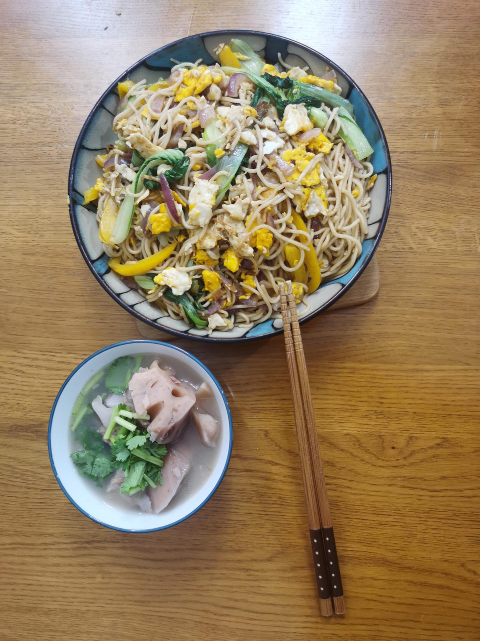 午餐•2022年3月25日