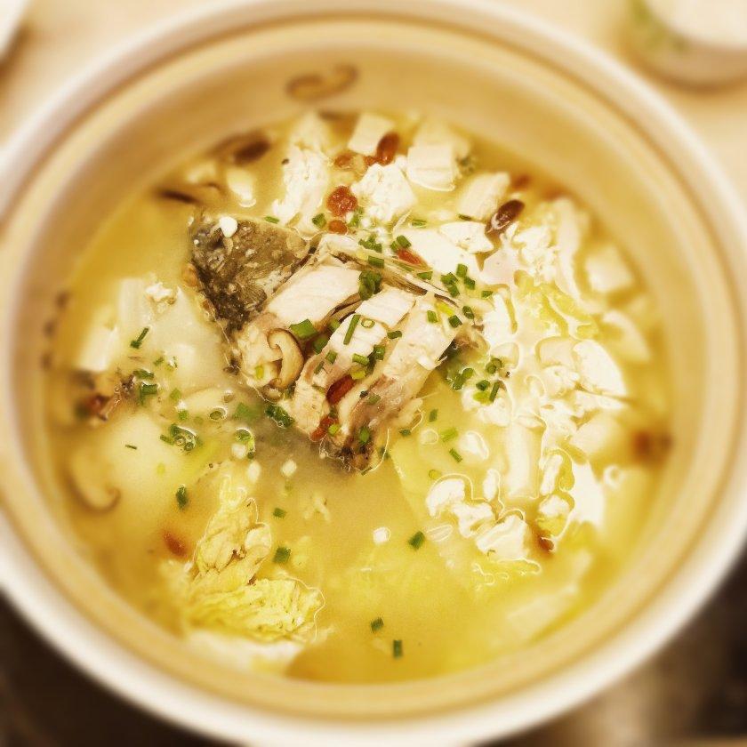 流传已久的太白鱼头汤