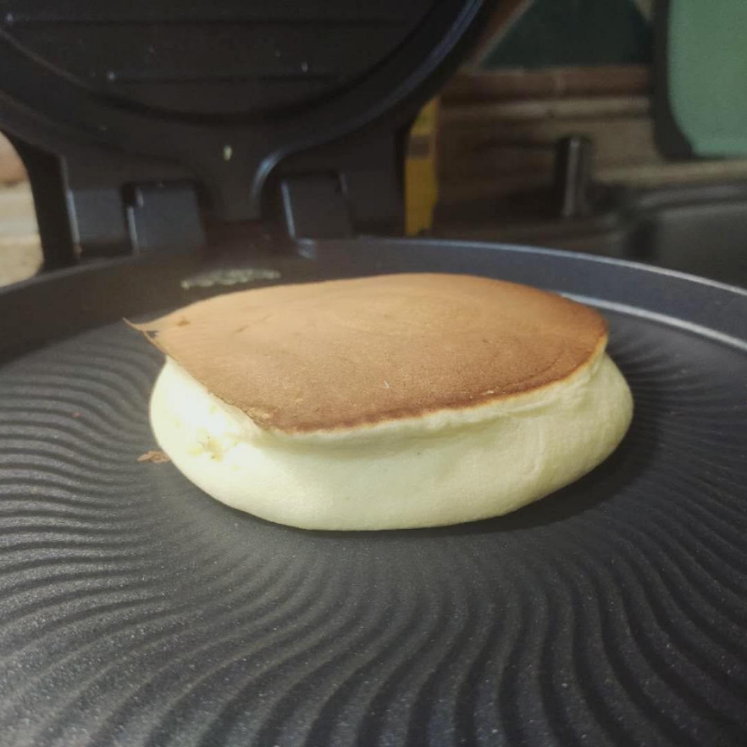 小小鱼儿爱吃鱼