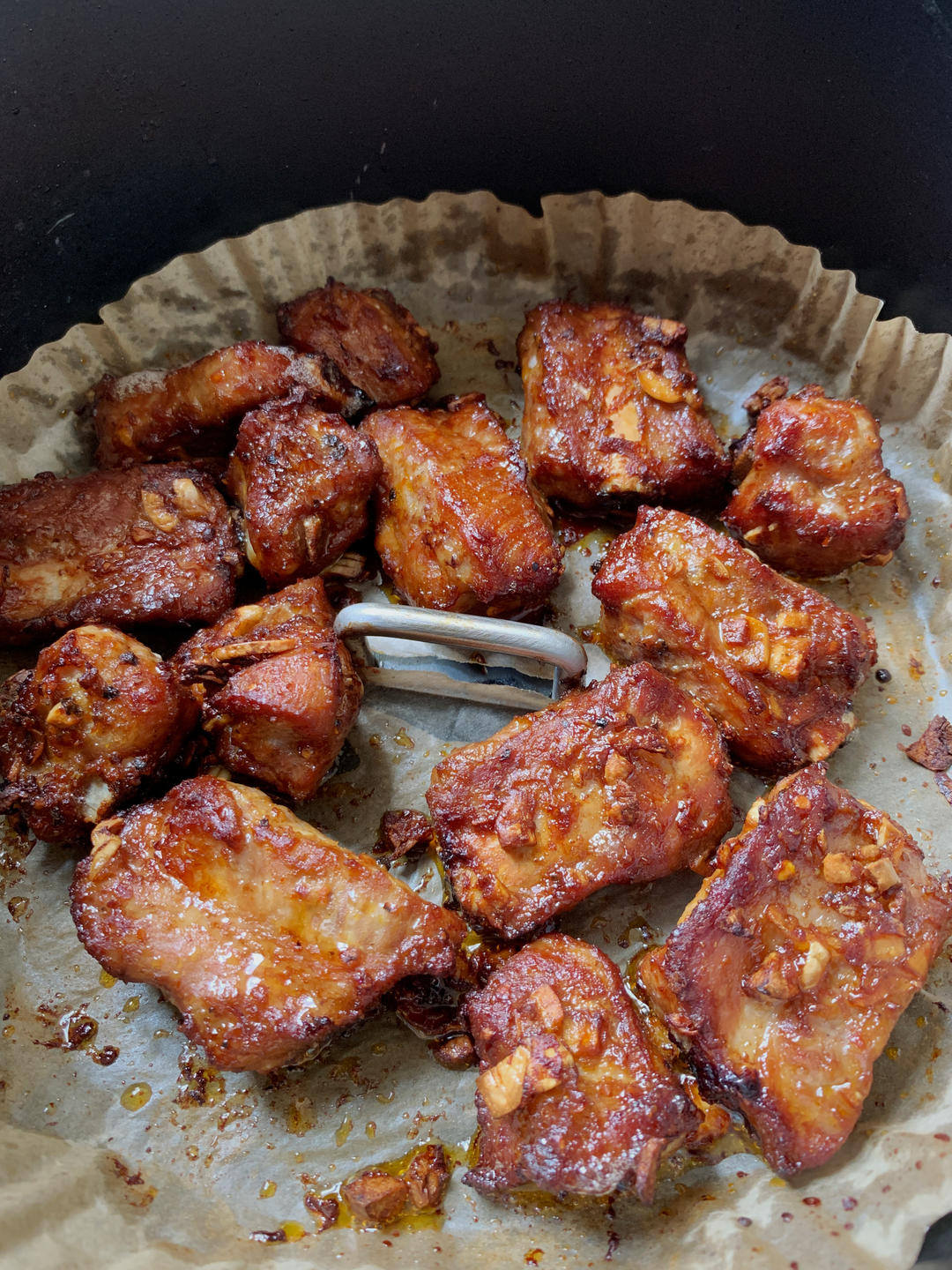 空气炸锅蒜香排骨，巨香巨好吃，简单易操作