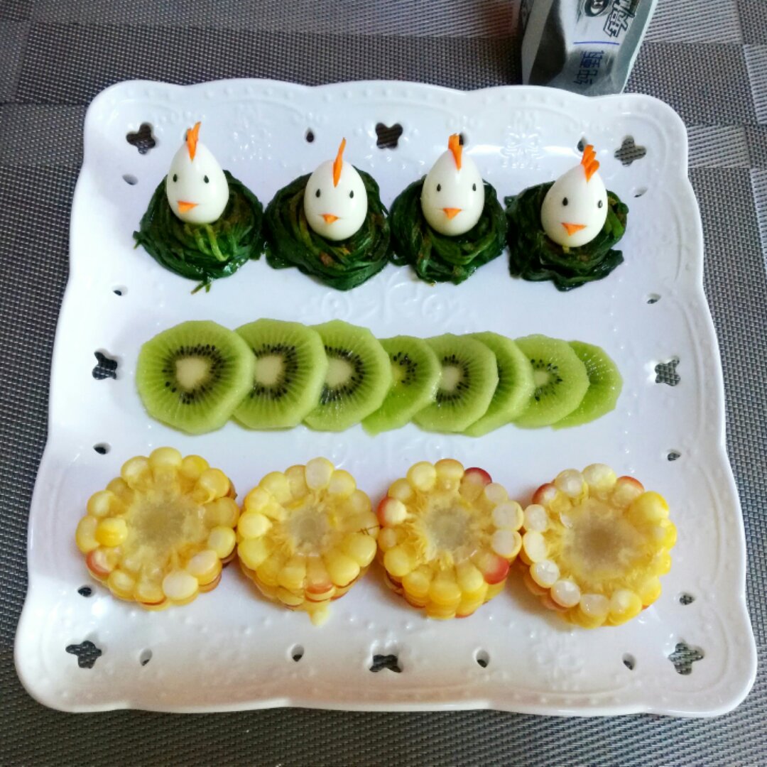 贤惠的麻麻做的开心鹌鹑蛋小鸡