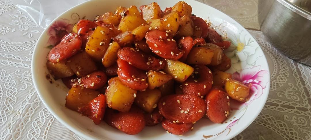 孜然火腿土豆丁