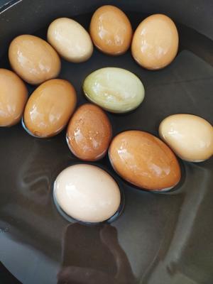 五香咸鸡蛋的做法 步骤15
