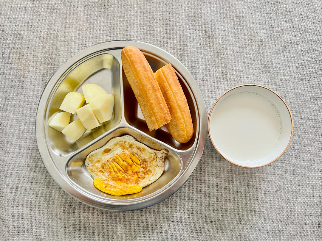 小学生糊弄学早餐
