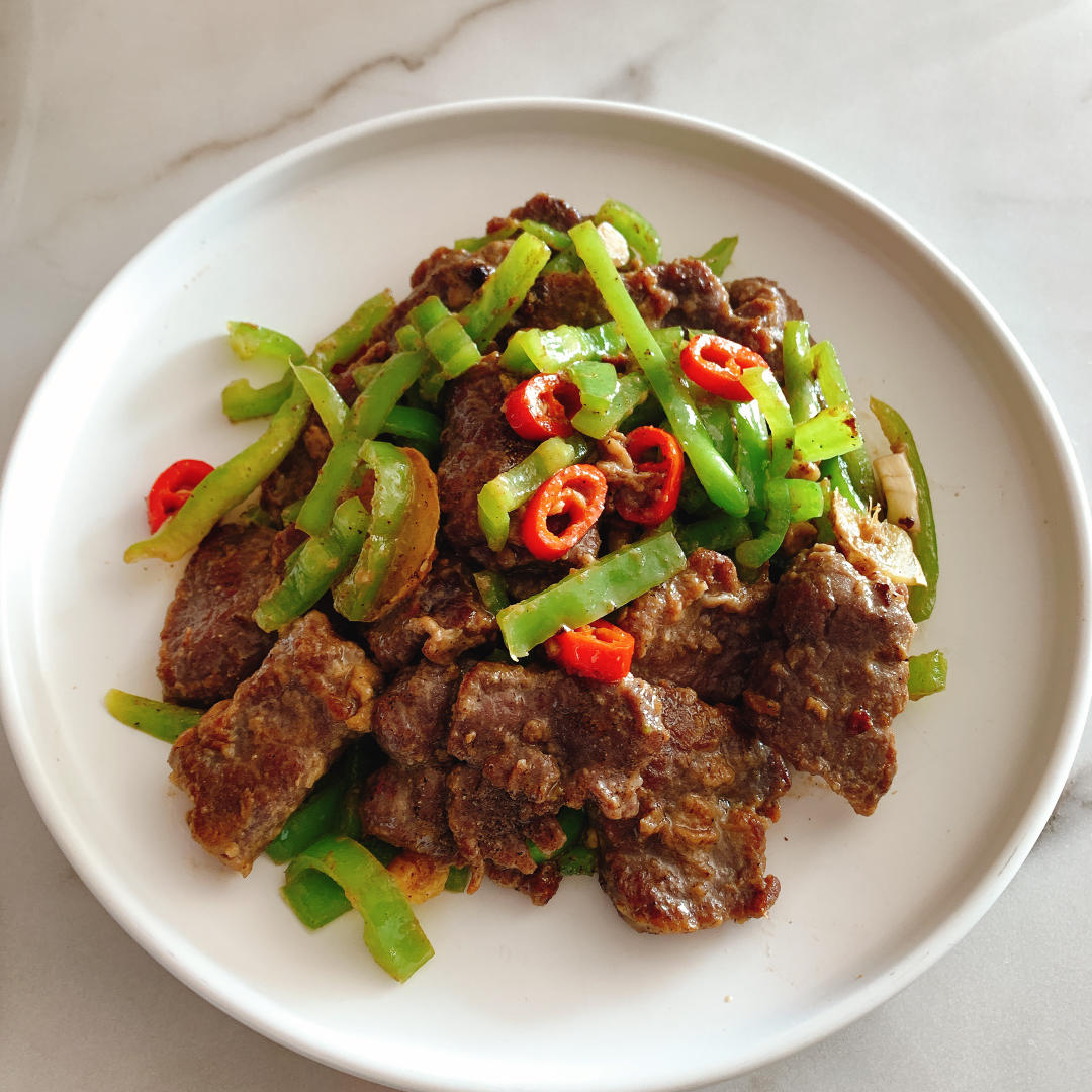 【小高姐】青椒牛肉 如何炒出嫩滑的牛肉