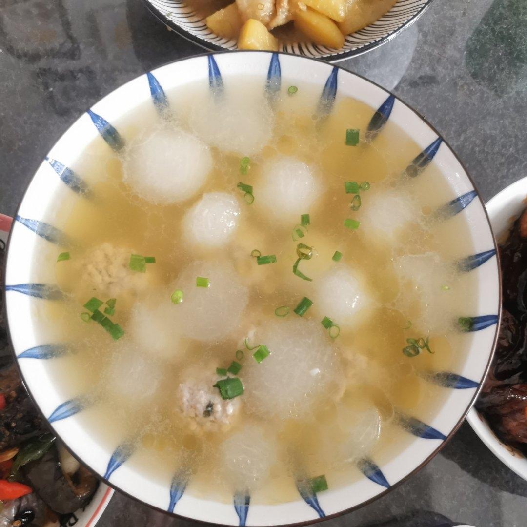 夏天不可错过的家常味--冬瓜丸子汤