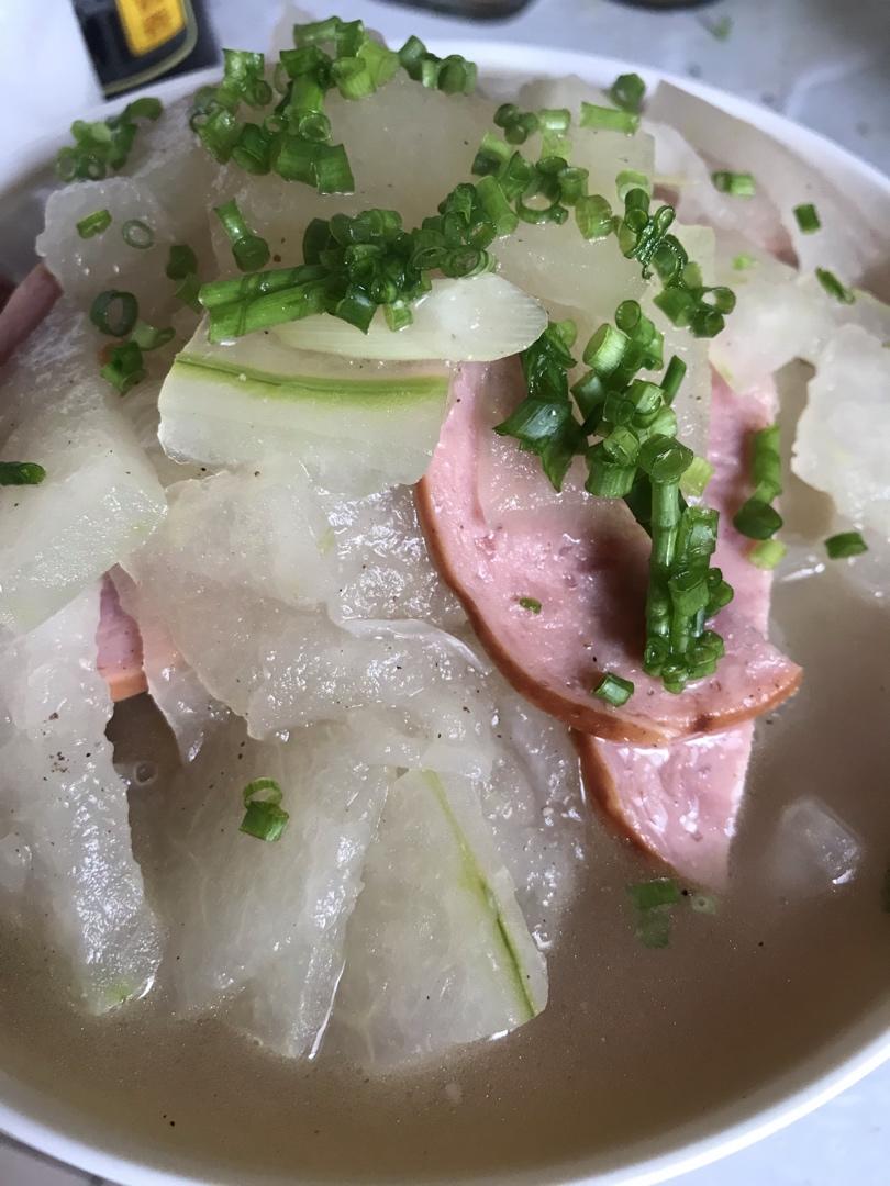 冬瓜火腿汤 鲜得掉眉毛！