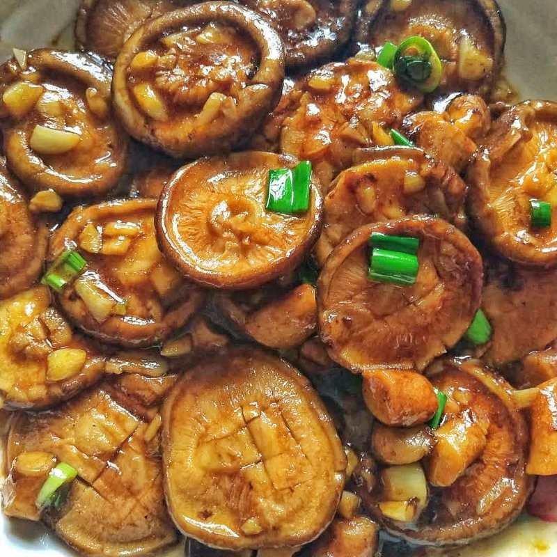 鲜嫩多汁，比鲍鱼还好吃红烧香菇