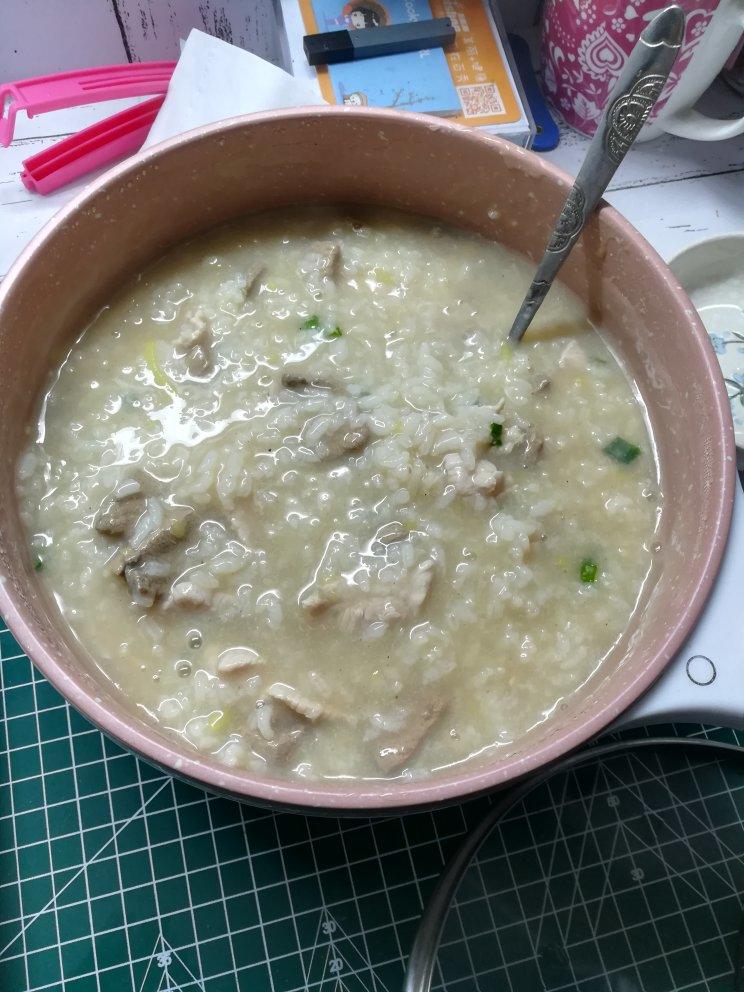 生滚猪肝瘦肉粥