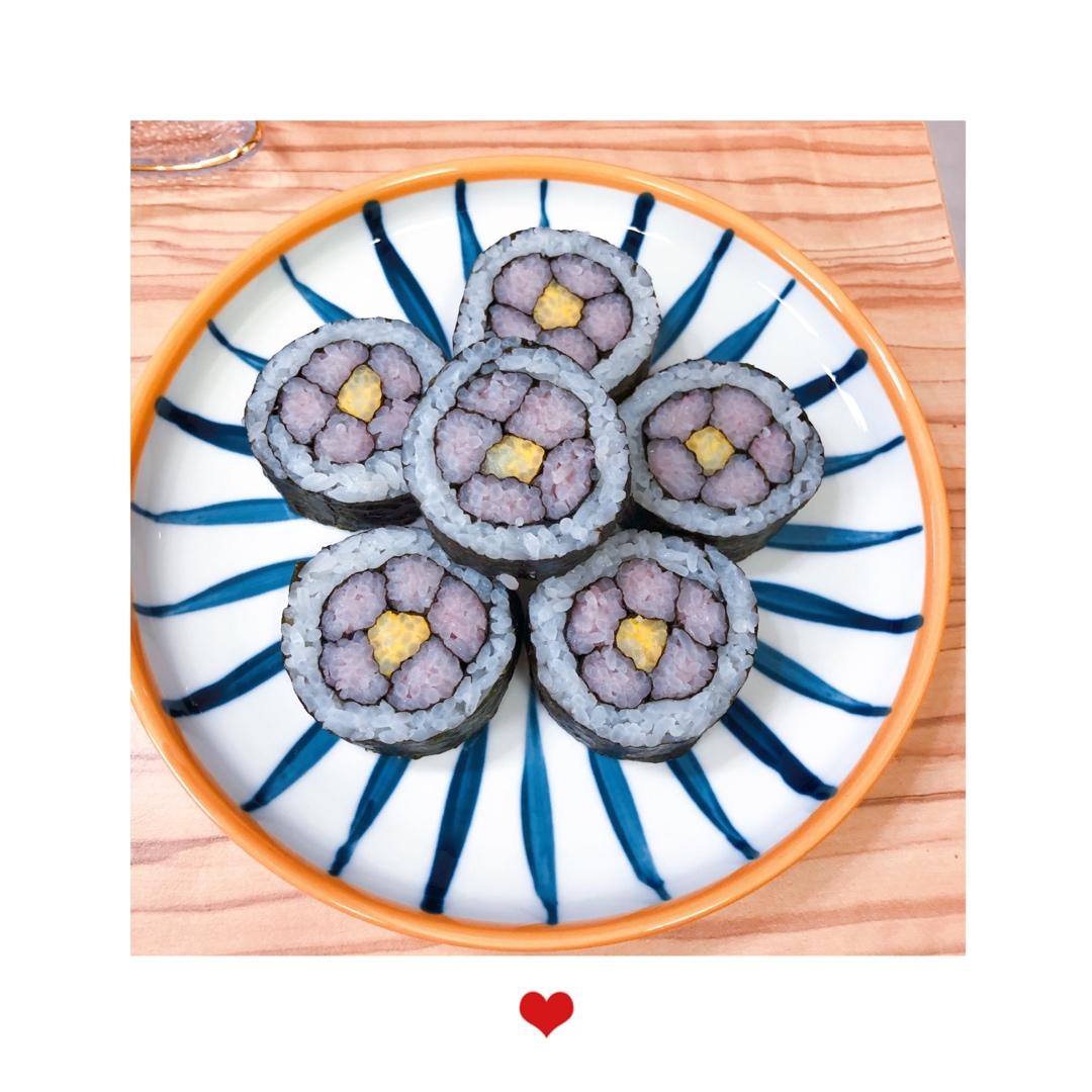 美腻的樱花寿司