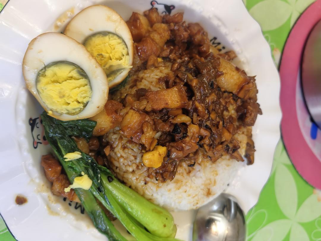 好吃到停不下来的卤肉饭