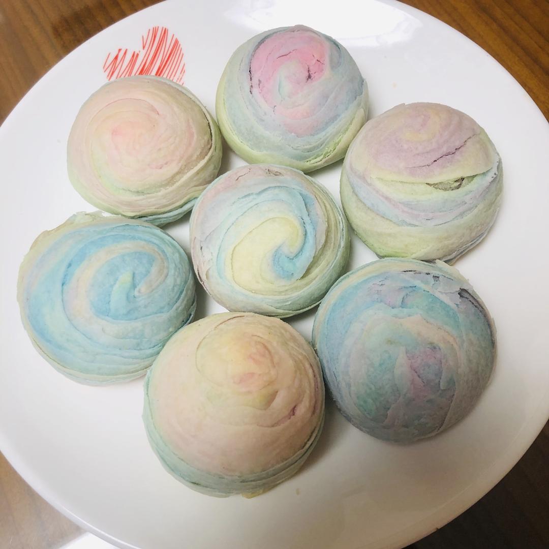 颜值控最喜欢的—星空七彩酥皮月饼