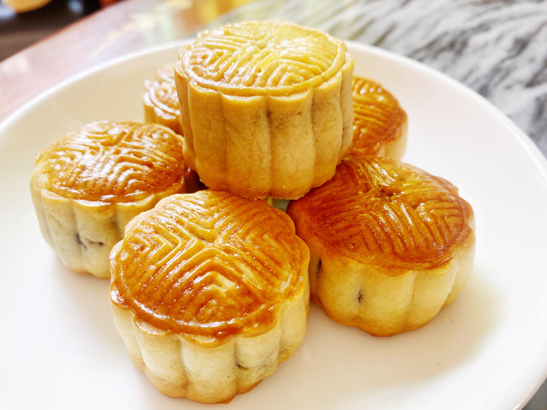 广式月饼—蛋黄莲蓉月饼