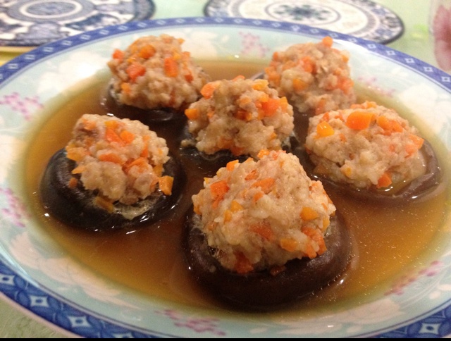 豆腐肉末酿香菇