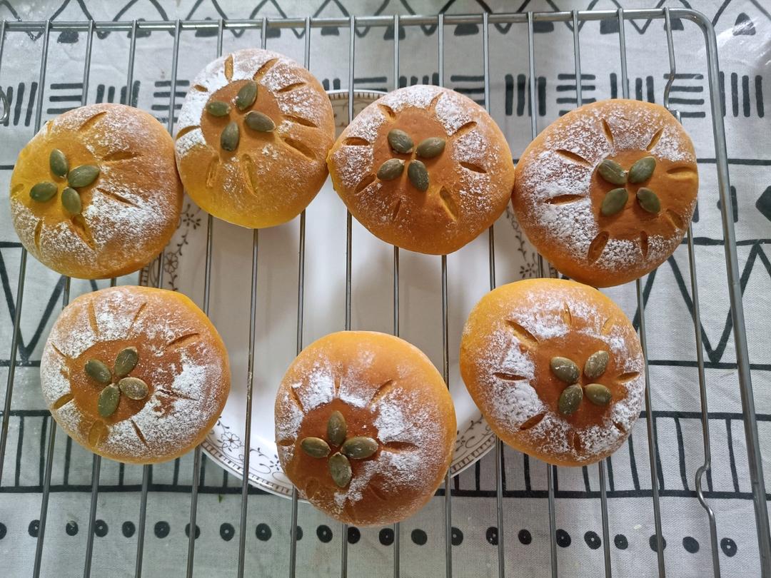 松软又好吃的南瓜乳酪软欧包❗️一次成功