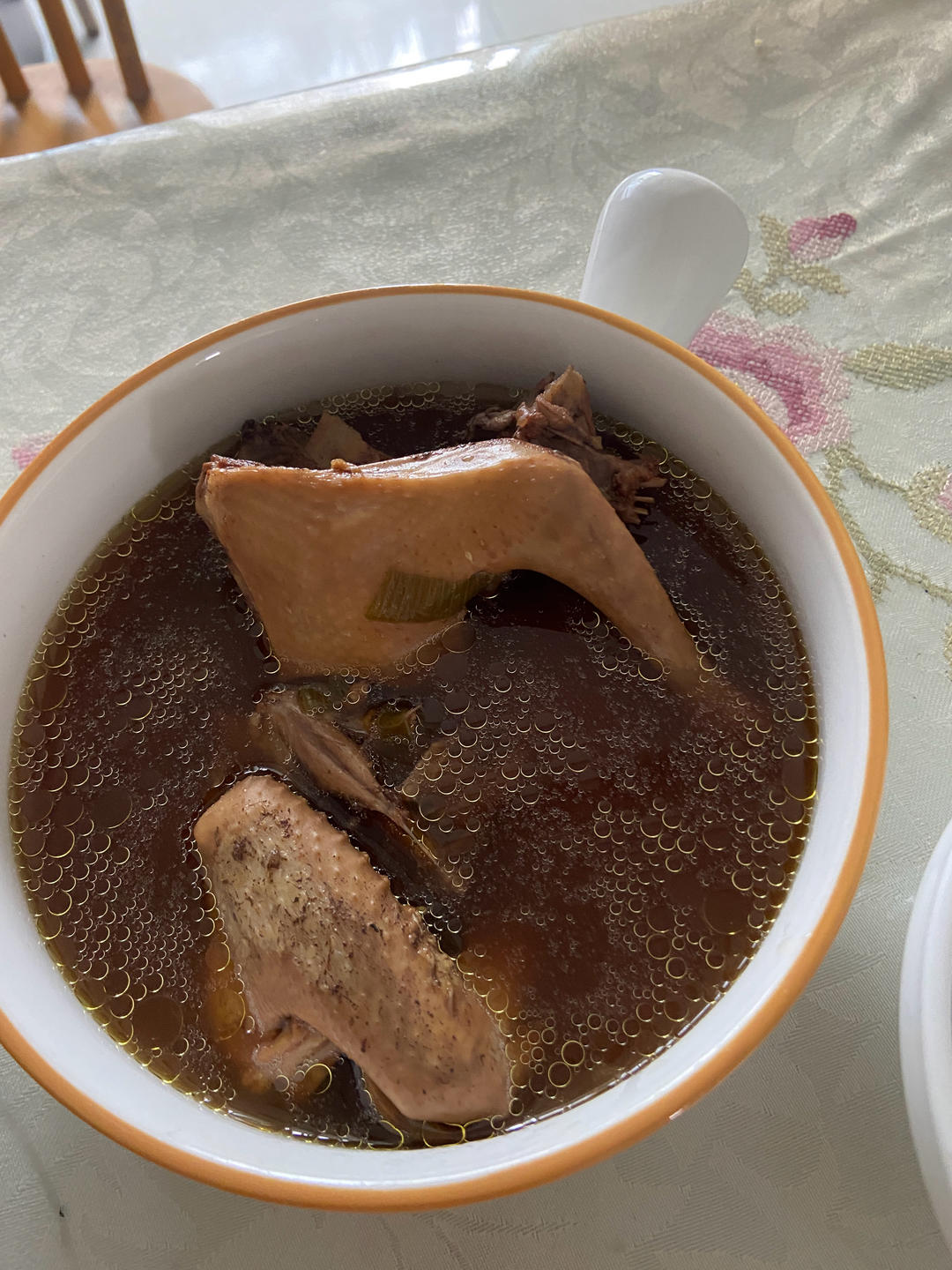 清炖鸽子汤