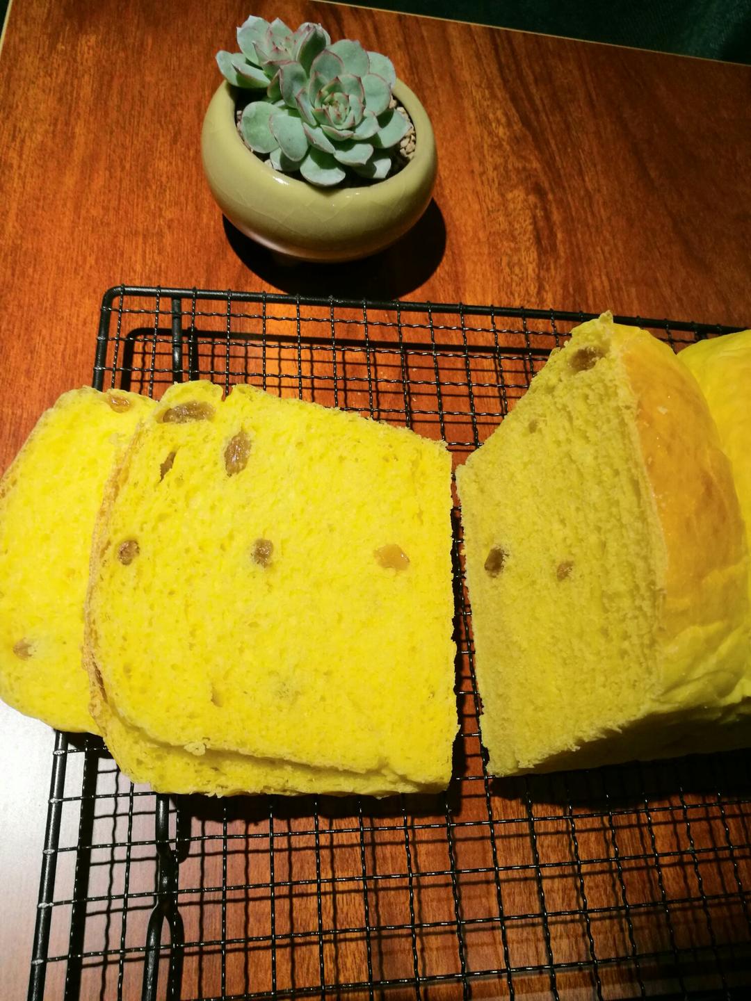 南瓜吐司（南瓜小餐包)