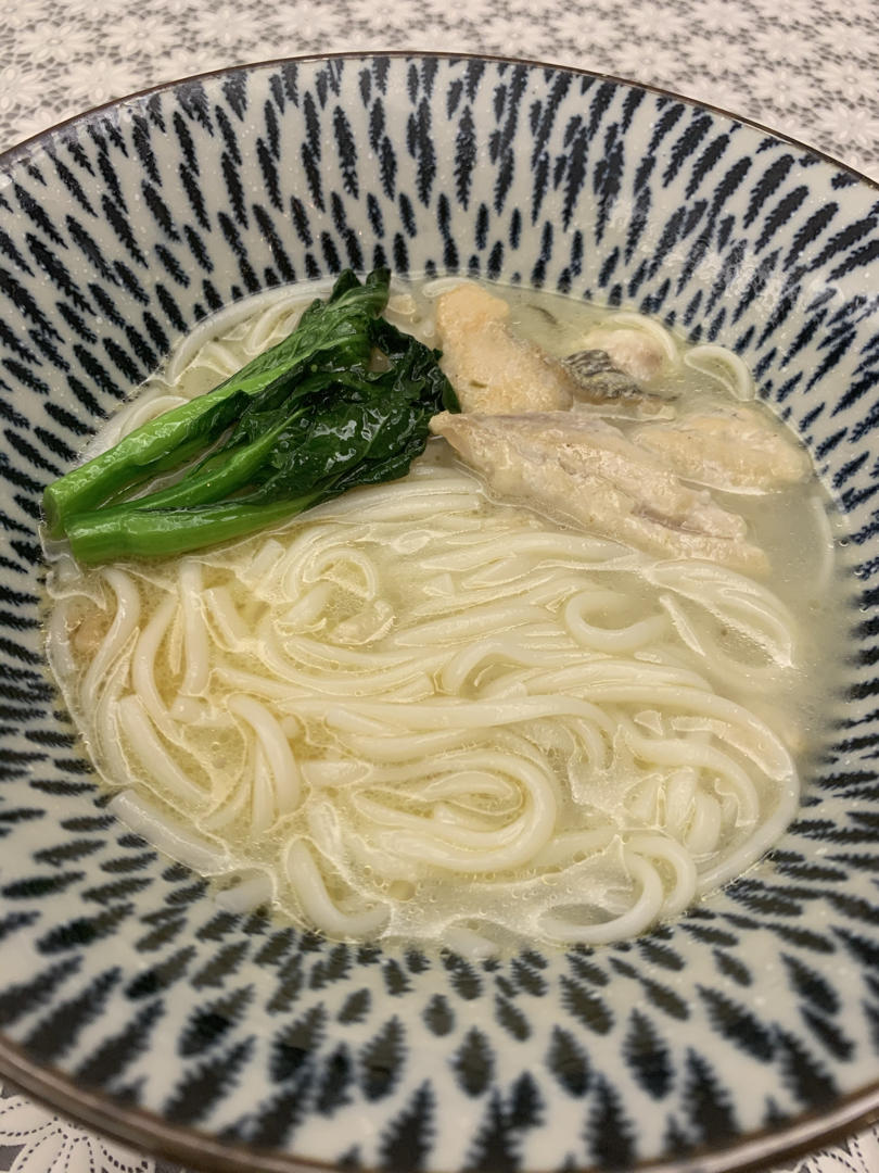 一碗黄鱼汤面
