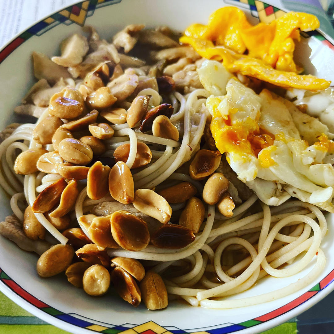 榨菜肉丝面