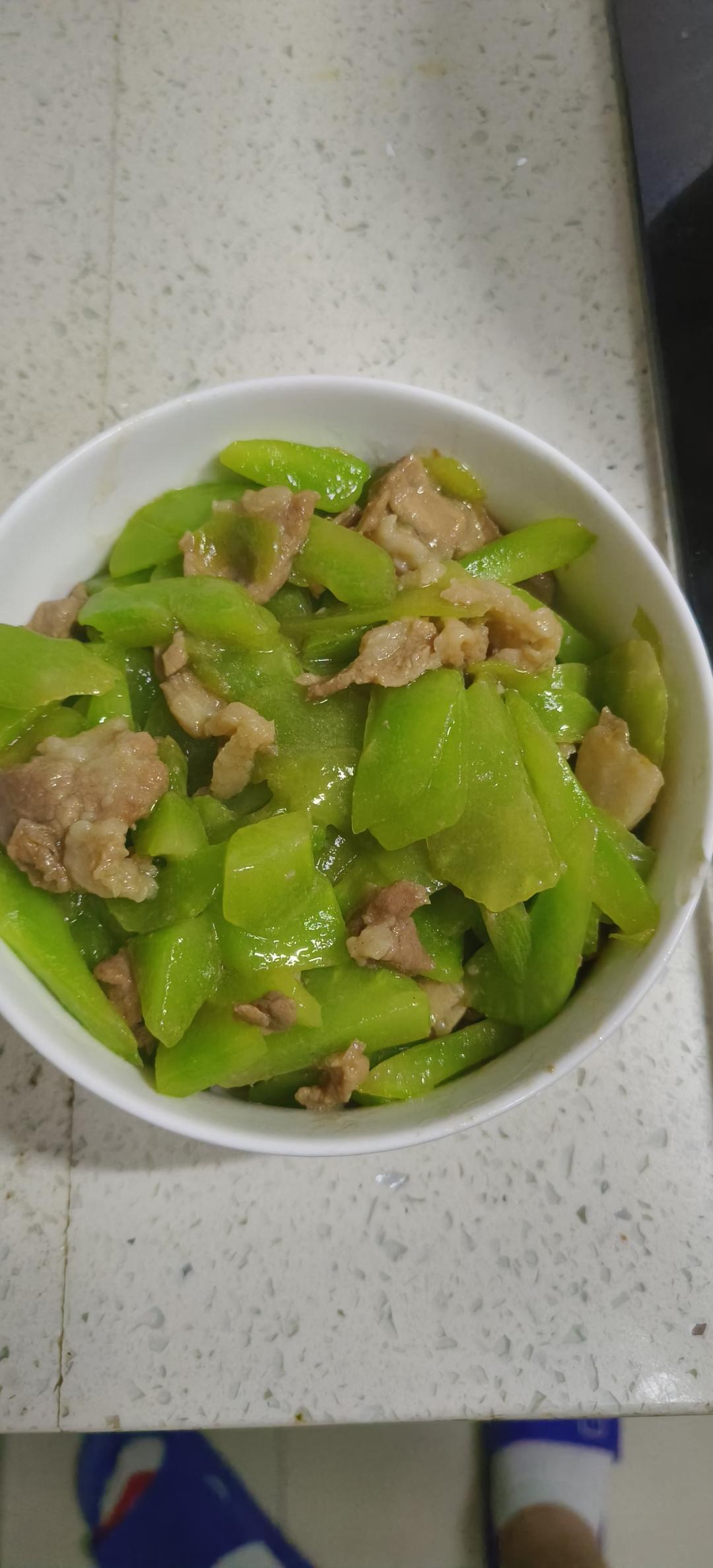 莴笋炒肉