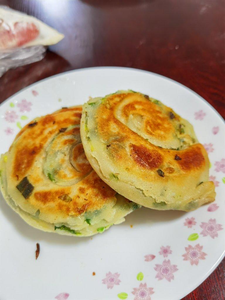 lili24eg做的葱油饼