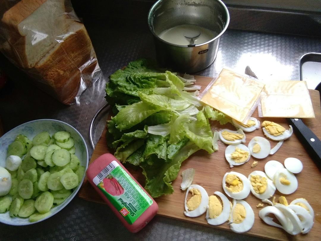 火腿芝士蛋三文治