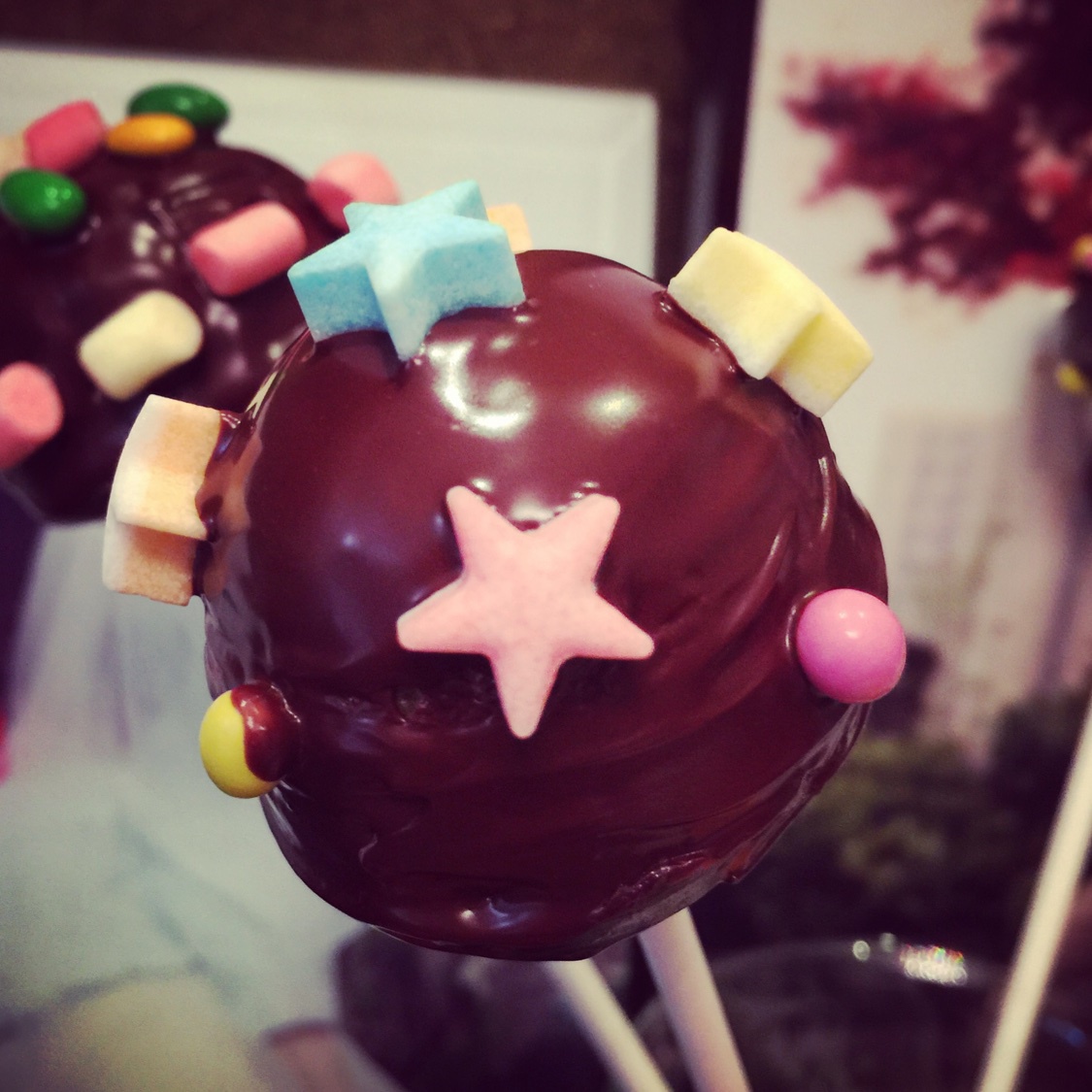 【世界杯足球—巧克力蛋糕棒棒糖图片】妙味周周_下厨房