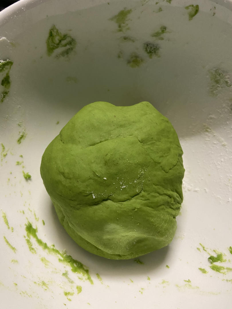 堂妈小厨——菠菜汁剪刀面